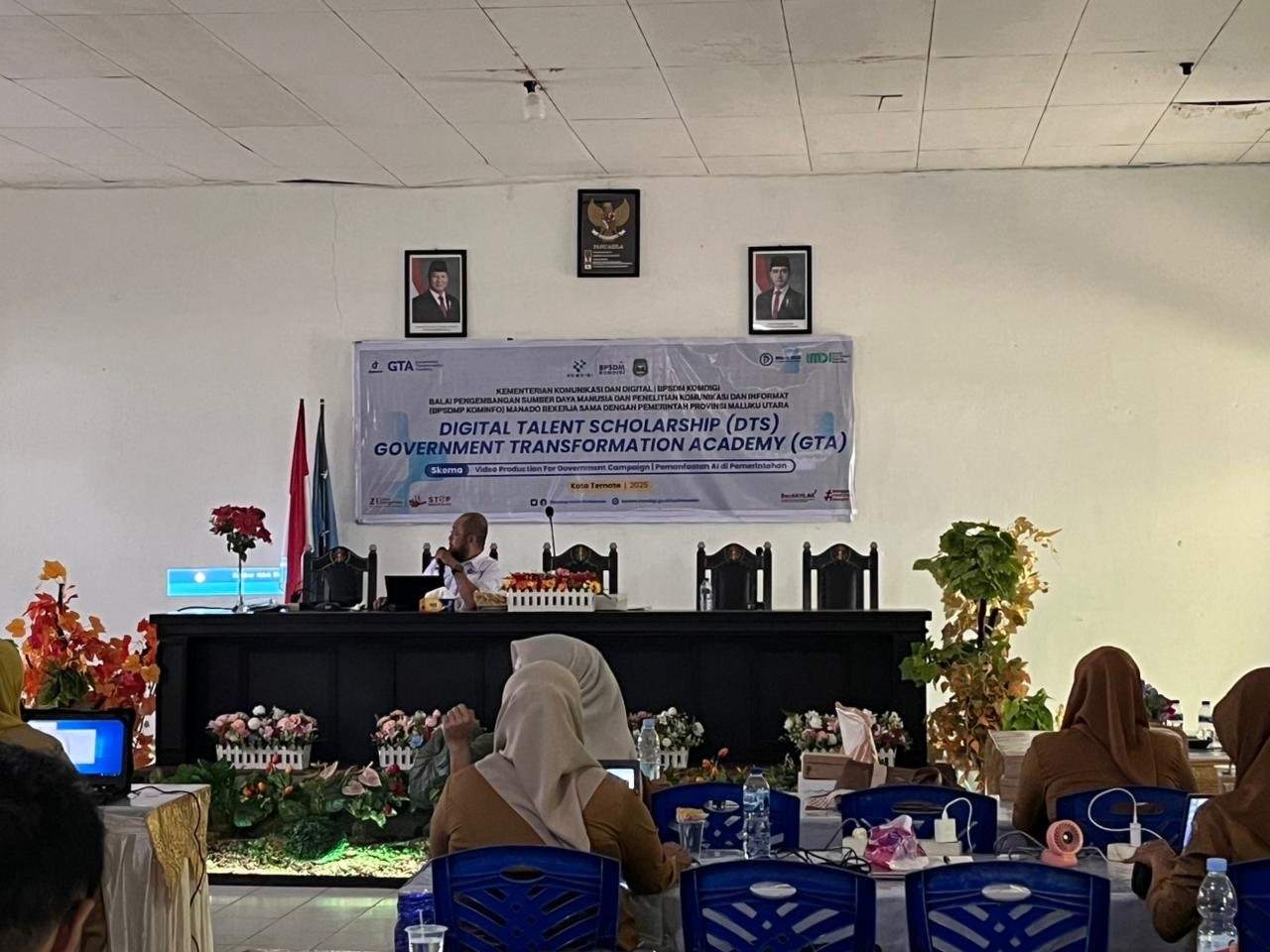 Dosen Informatika Berperan Tingkatkan Literasi AI bagi ASN di Kota Ternate